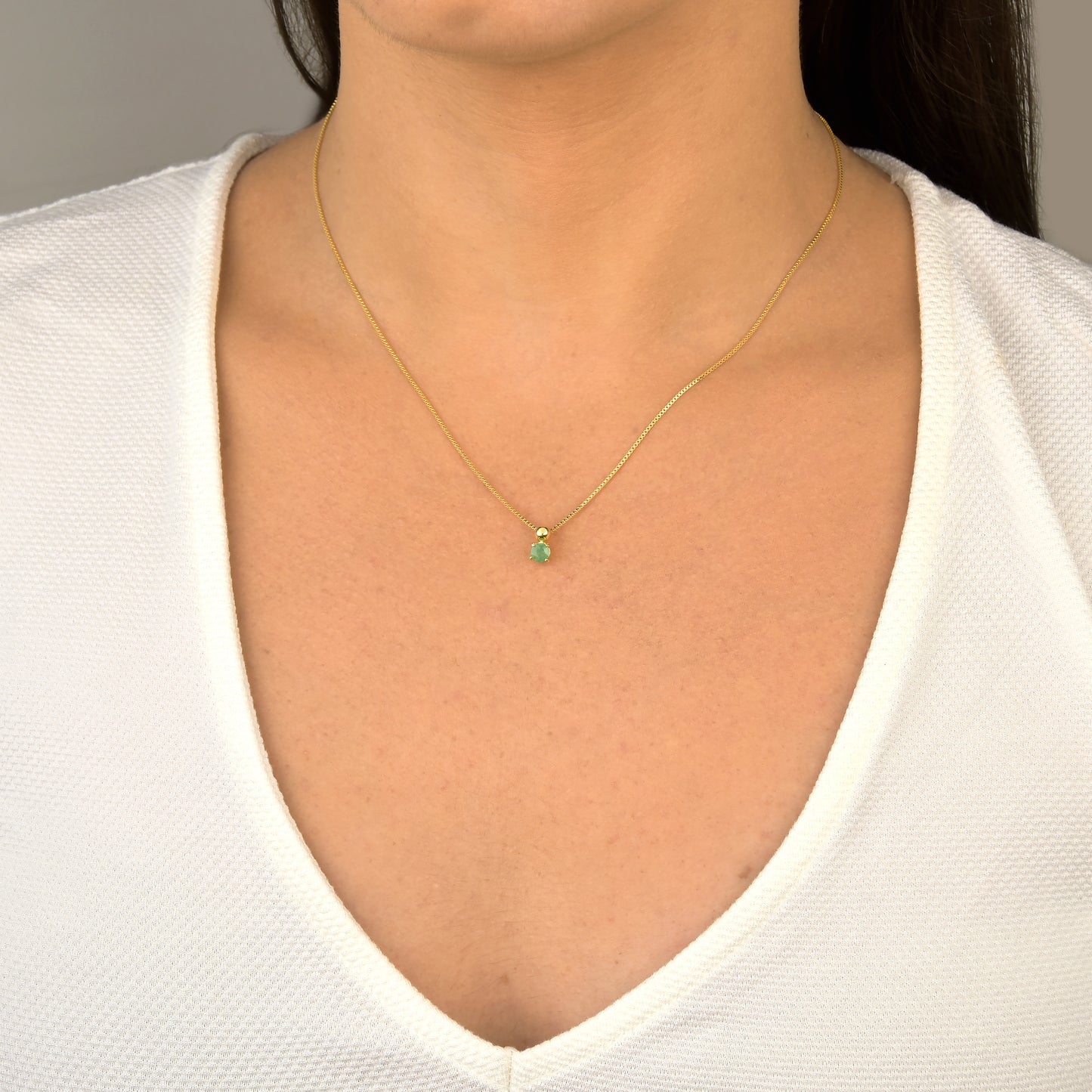 Colar de gota de ouro de quartzo verde facetado